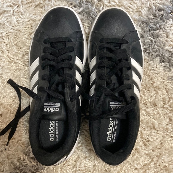 Adidas Cloudfoam Superstar Sneakers Size 6.5